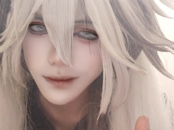 依旧（    ）