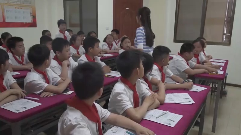 566牛津上海版英语四年级下册 Module2 My favourite things.