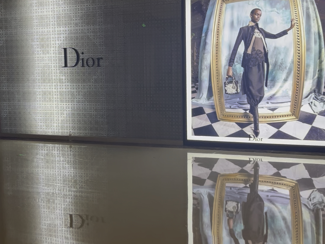 喜欢0点的商场，Cursor 懂我，Grok 傻子