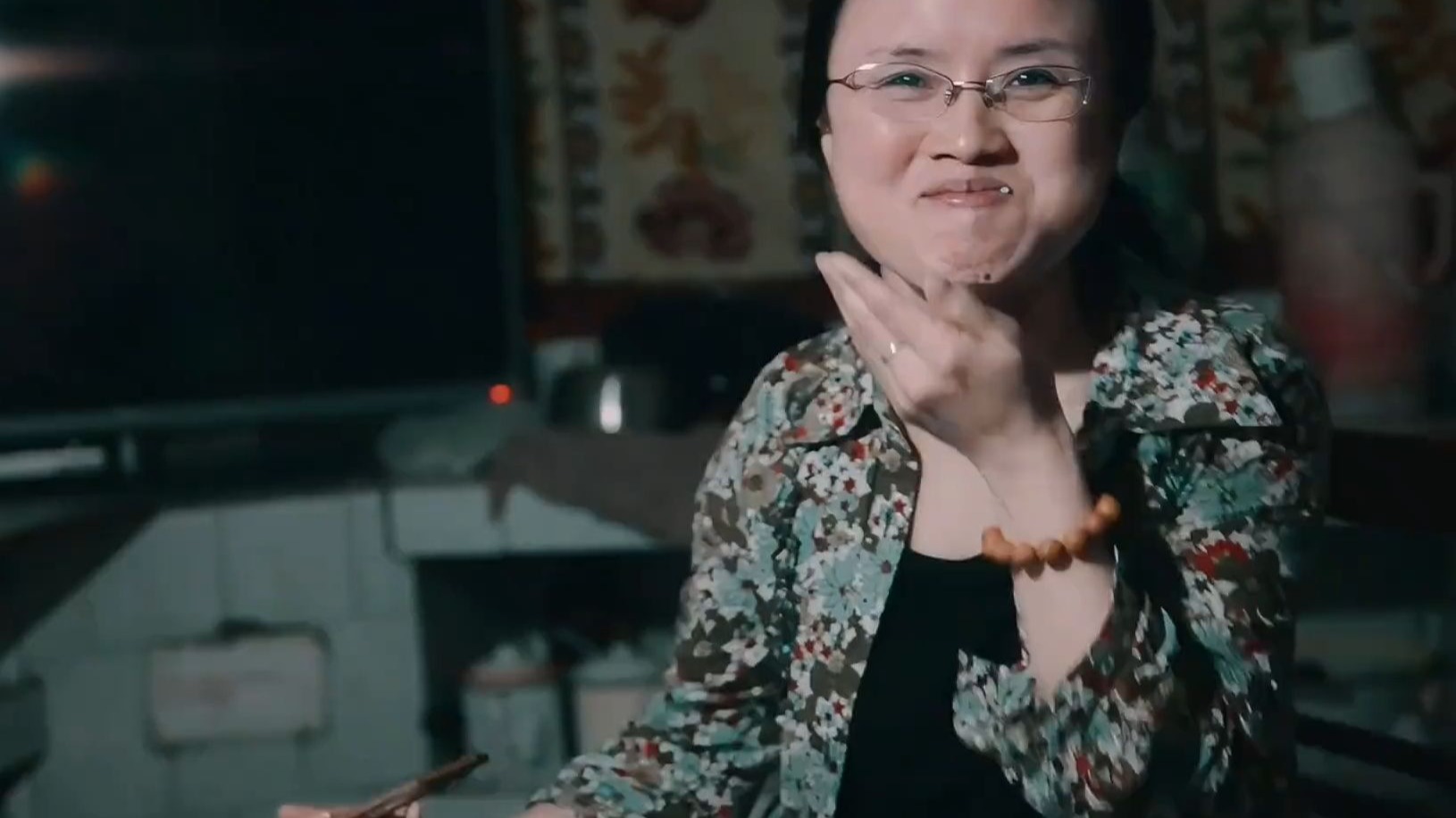 2个老人3个子女，4个春天的欢聚和离别，让人忍不住泪流满面！#纪录