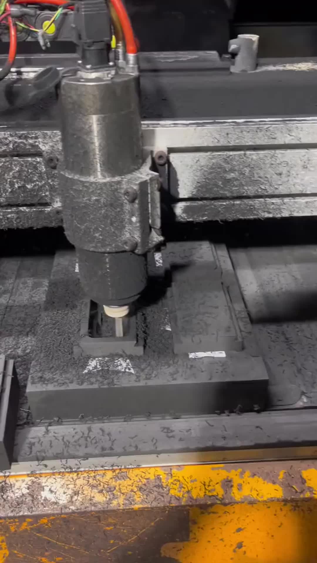 量身定制 EVA 内衬，成就完美包装体验