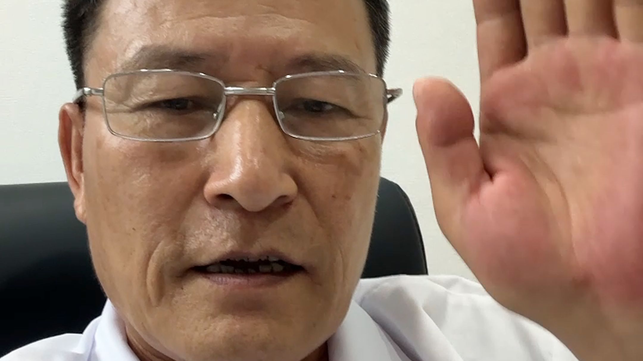 大家好，我今天又来上班了！