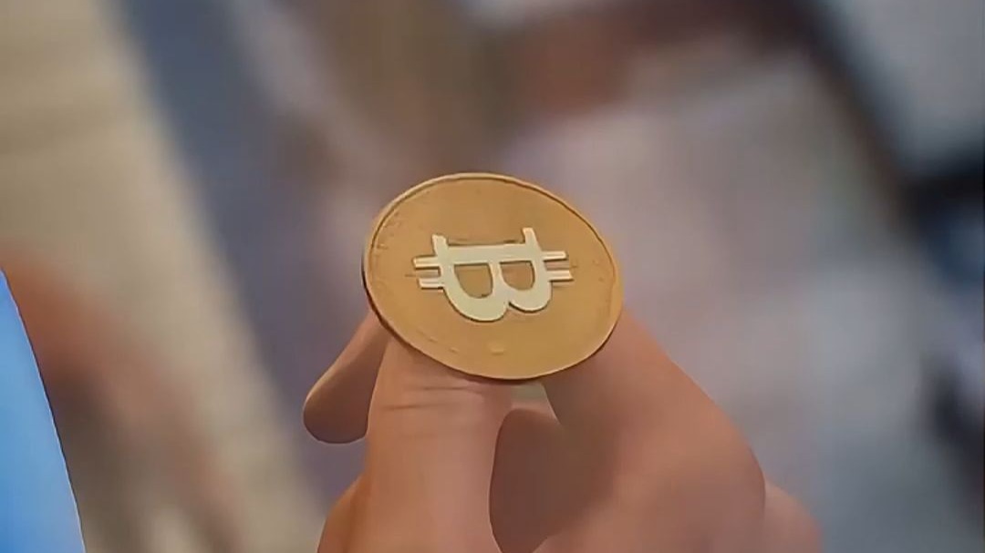 从帝国大厦扔下一枚硬币