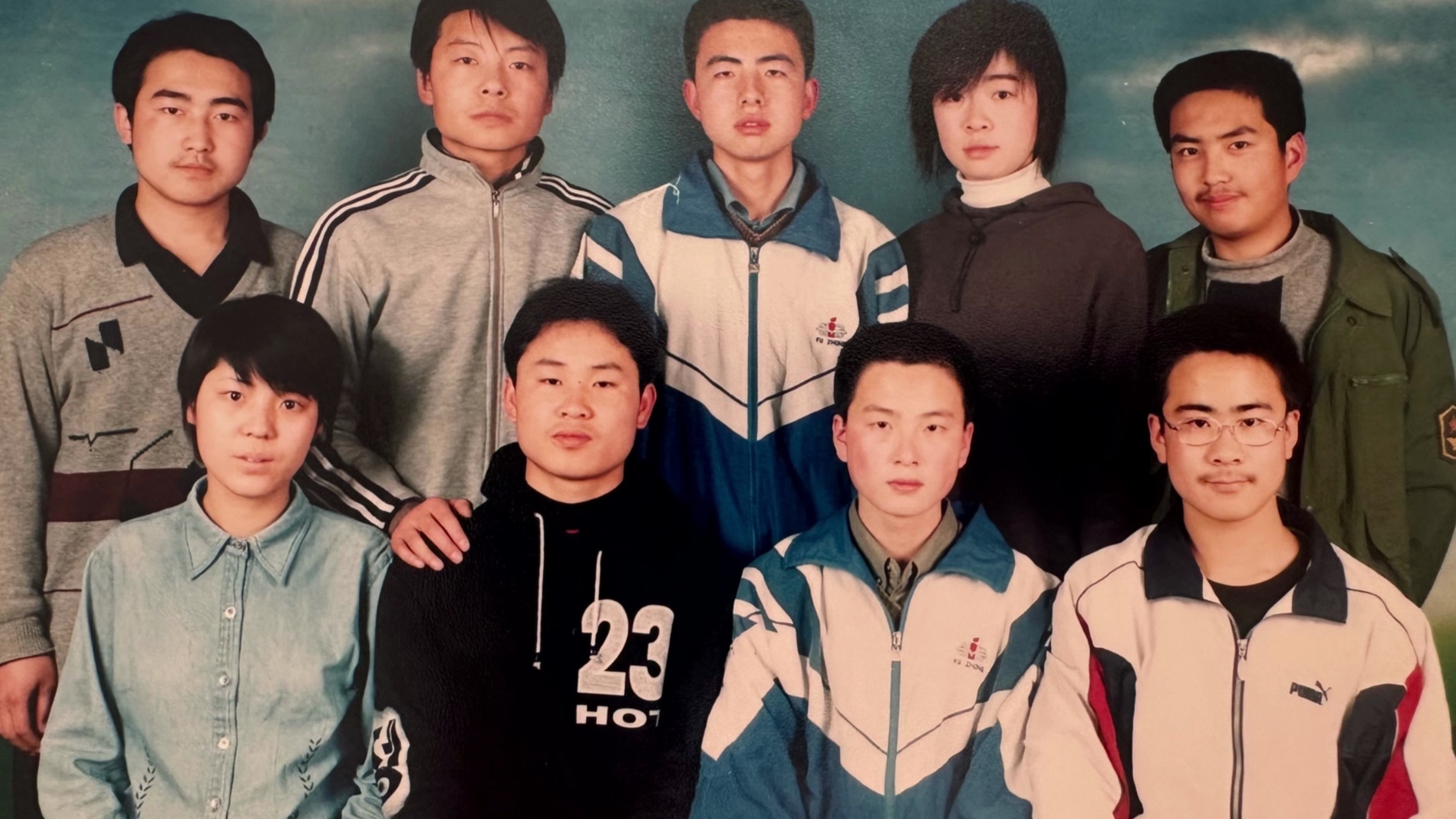 陕西省榆林中学2004届高二十三班分班留念