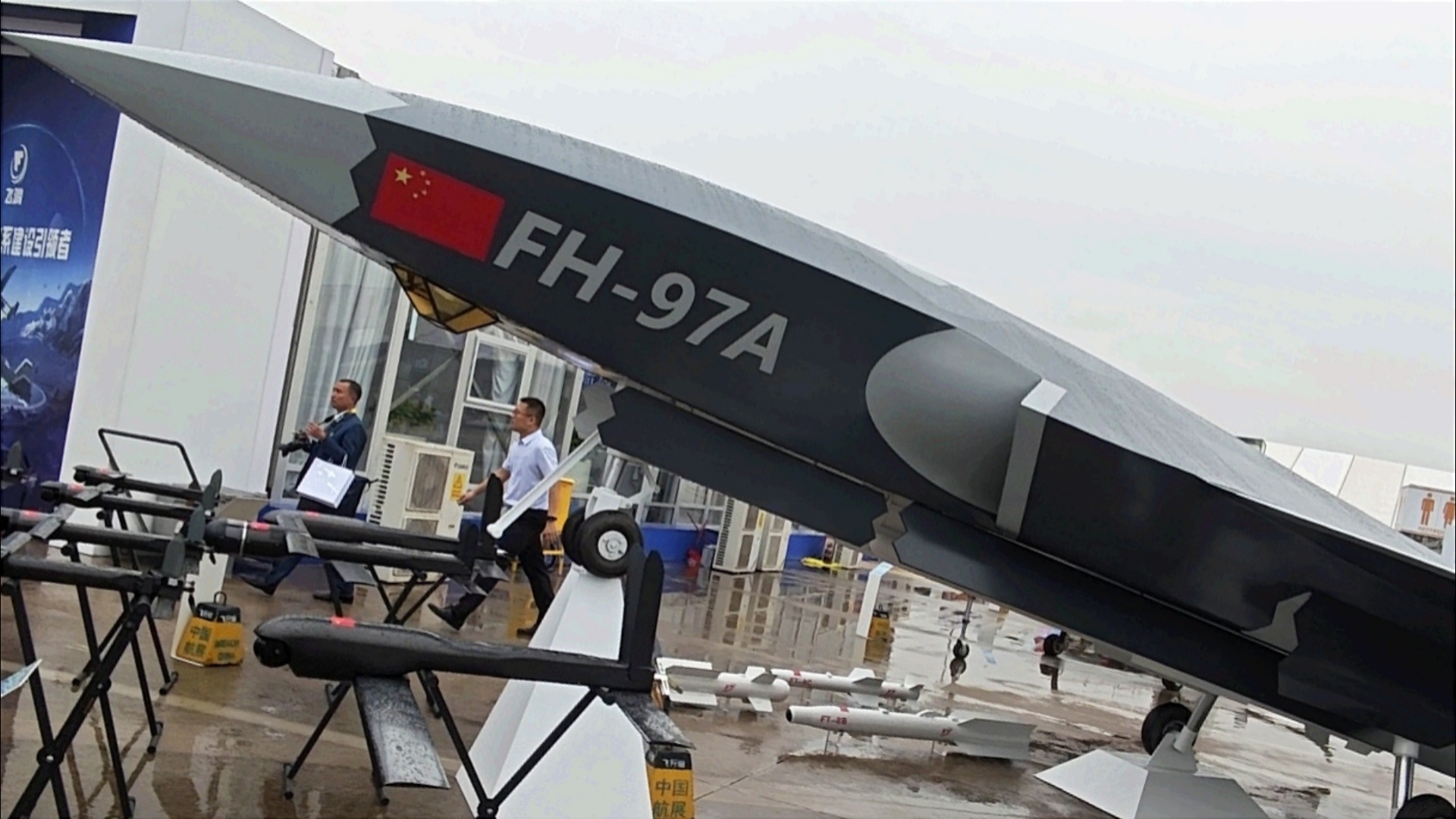 《再不发出来过两周全变牛夫人了》24年珠海航展存货