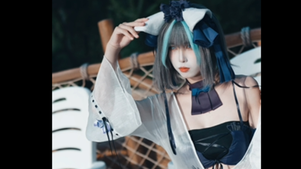 【水上乐园漫展】可爱柴郡coser在沙滩椅上