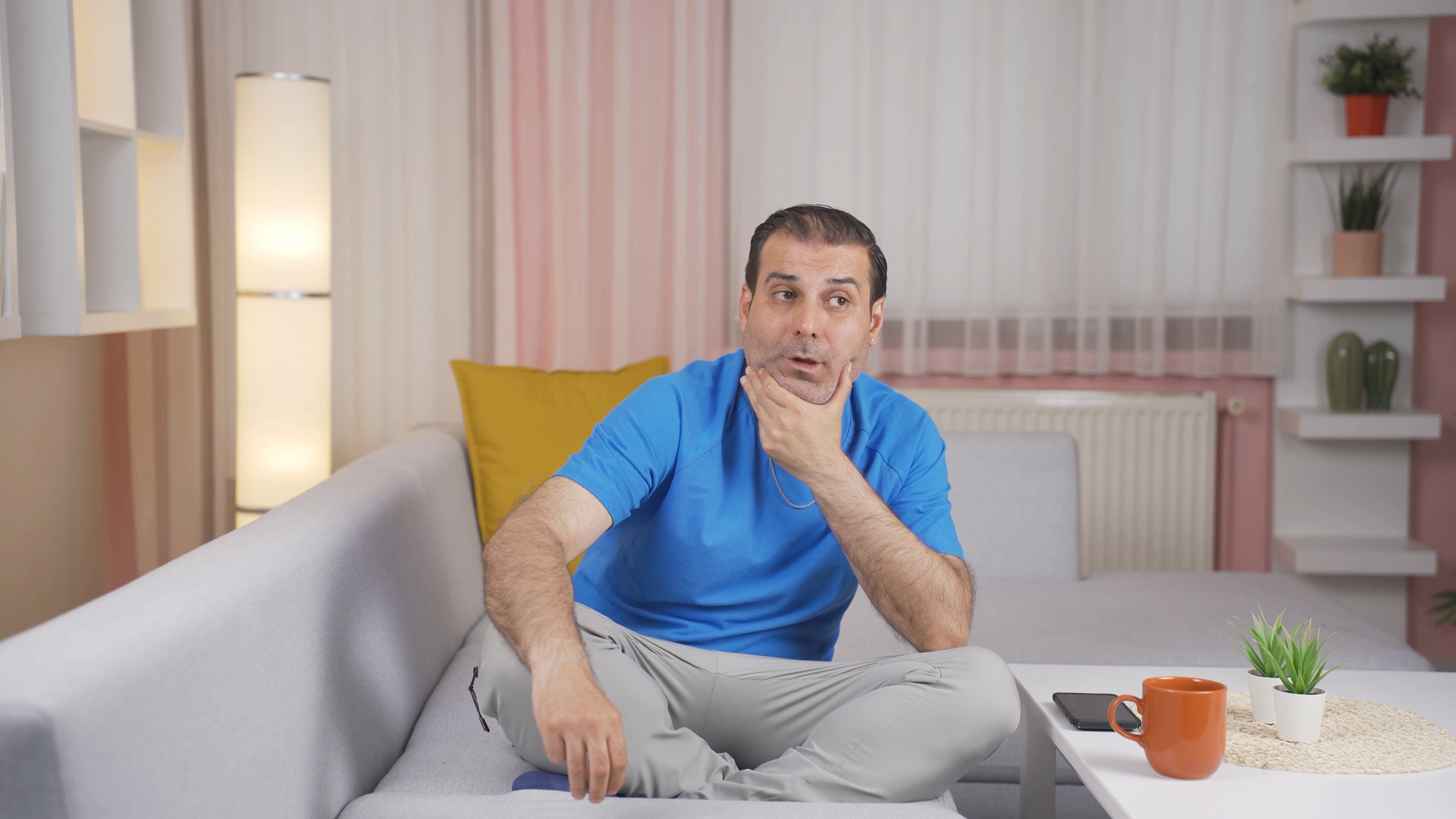 孤独又悲伤的男性04