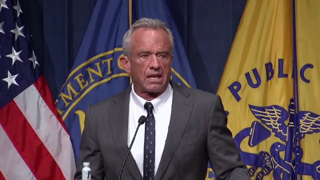 【很老很老的小白】新作上线，快来看看！