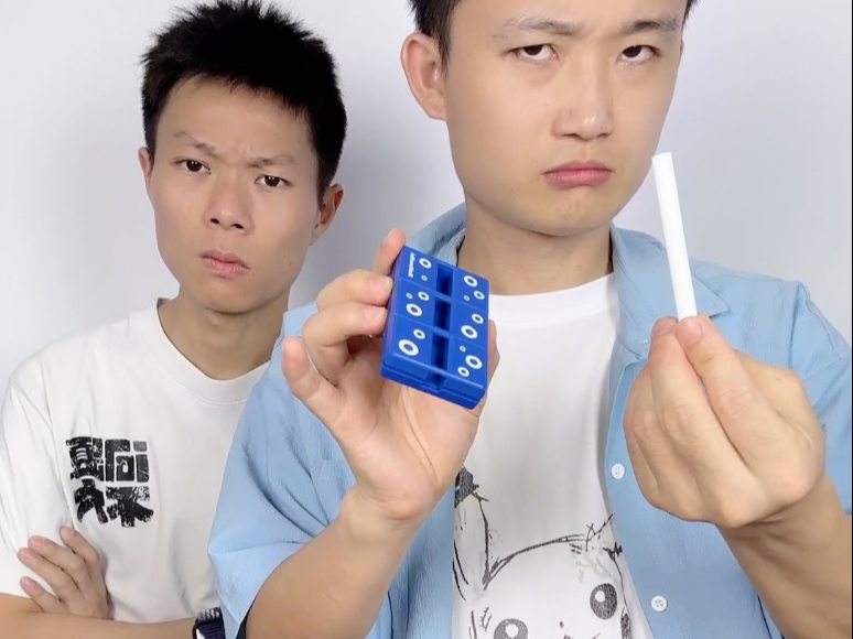 后面兄弟眉头一皱，直接揭穿。