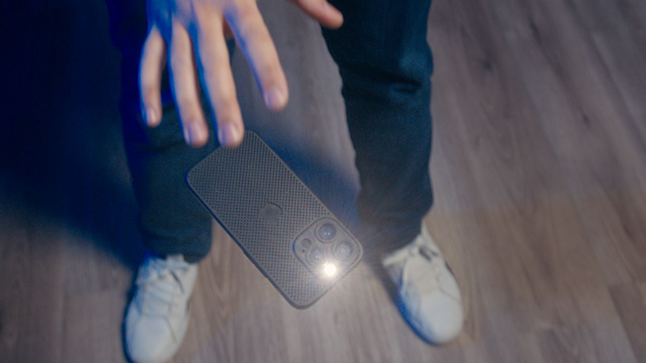 2025 手机漂浮 Leviosa Phone by João Miranda and Julio M