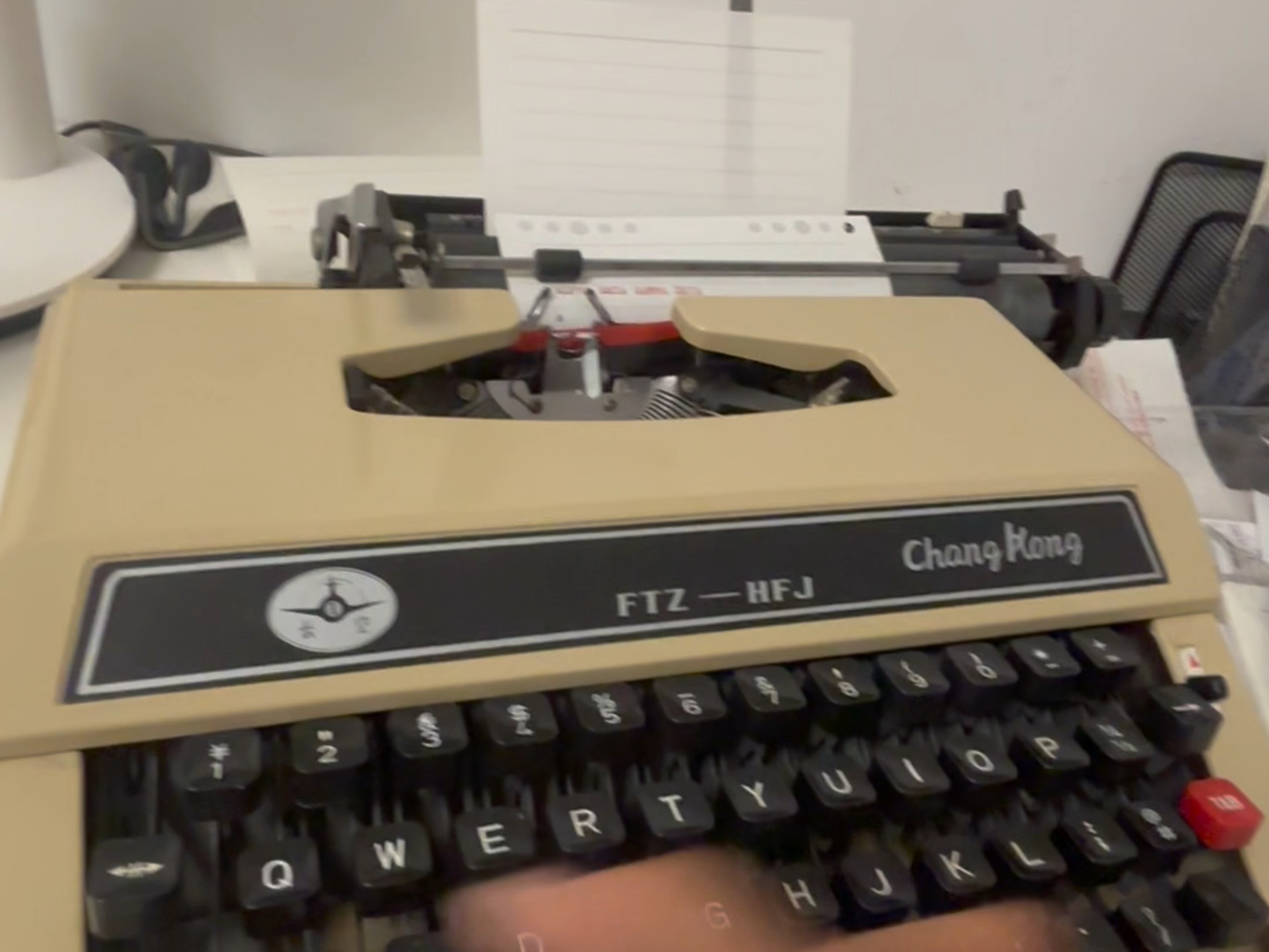 炫耀一下自己修好的打字机