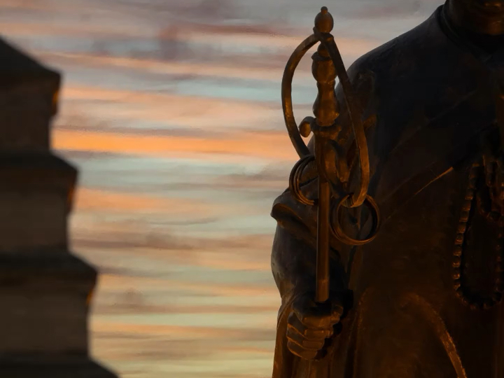 梦参老法师：念地藏王菩萨，满足你所有愿望。