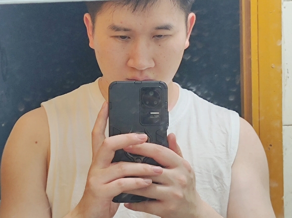 人生很难，所以做自己想做的，玩自己想玩的。