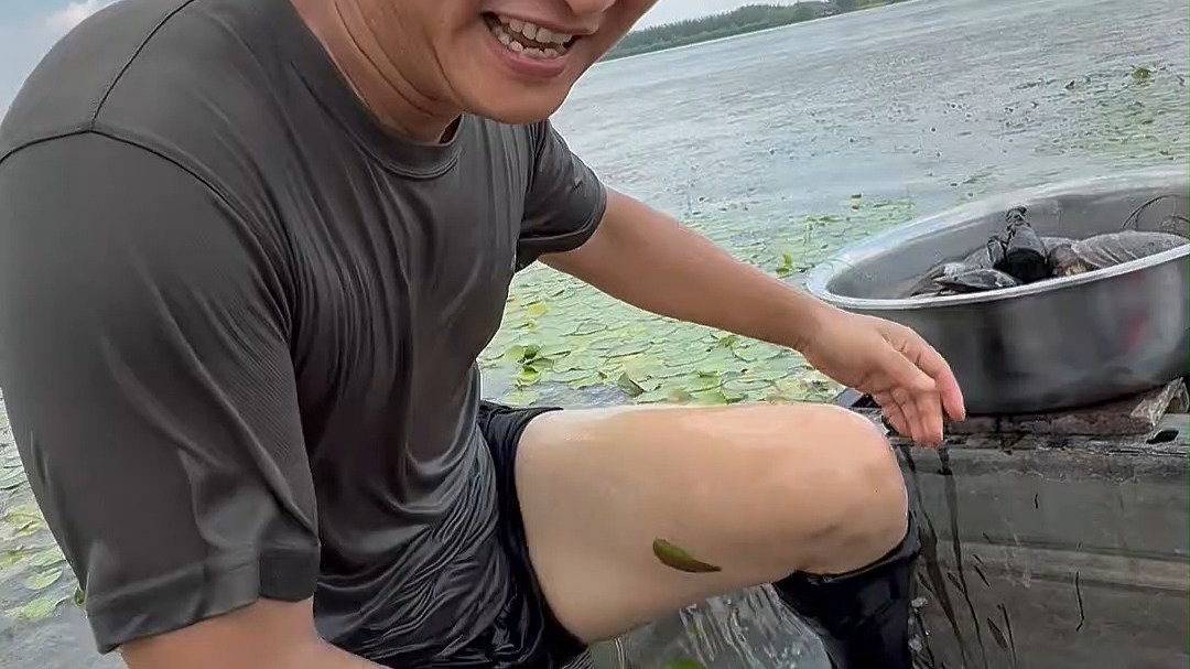一炖就咬不动的河蚌肉，来看看怎么才能做的好吃