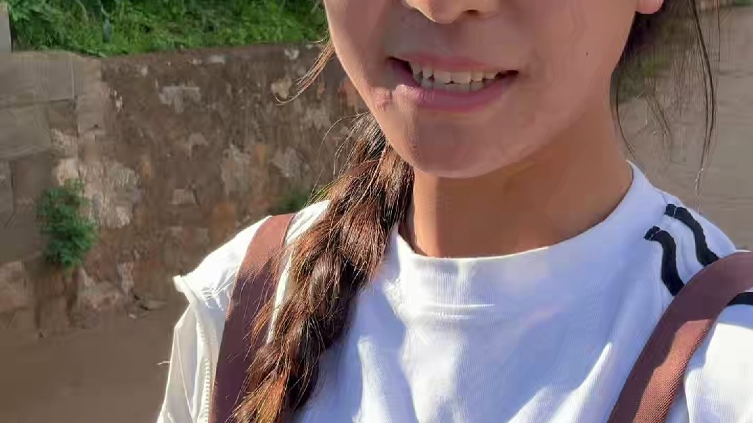 今天虽然把李子收了，但是不知道明天到底能不能卖的出去