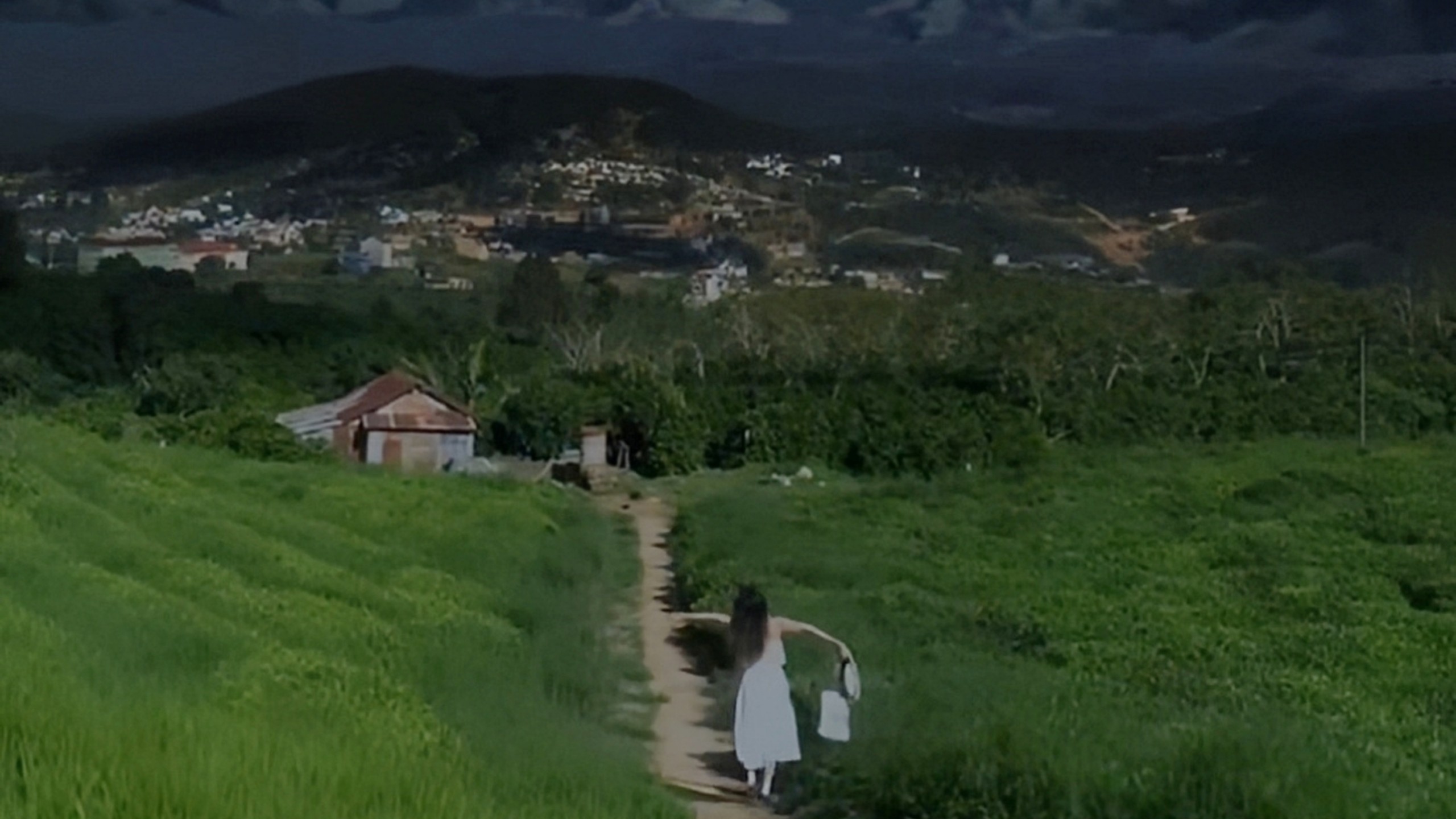 “像极了小时候的某天晚上，这感觉谁懂”