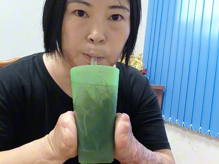 今天好热，用车钱草来泡水喝，小会
