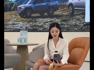 萌萌在这儿