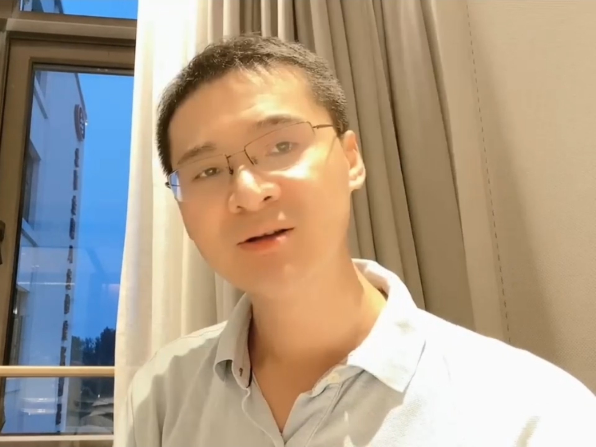 当你养成爱看经典的习惯，你会发现市面上很多流行的观点、流行