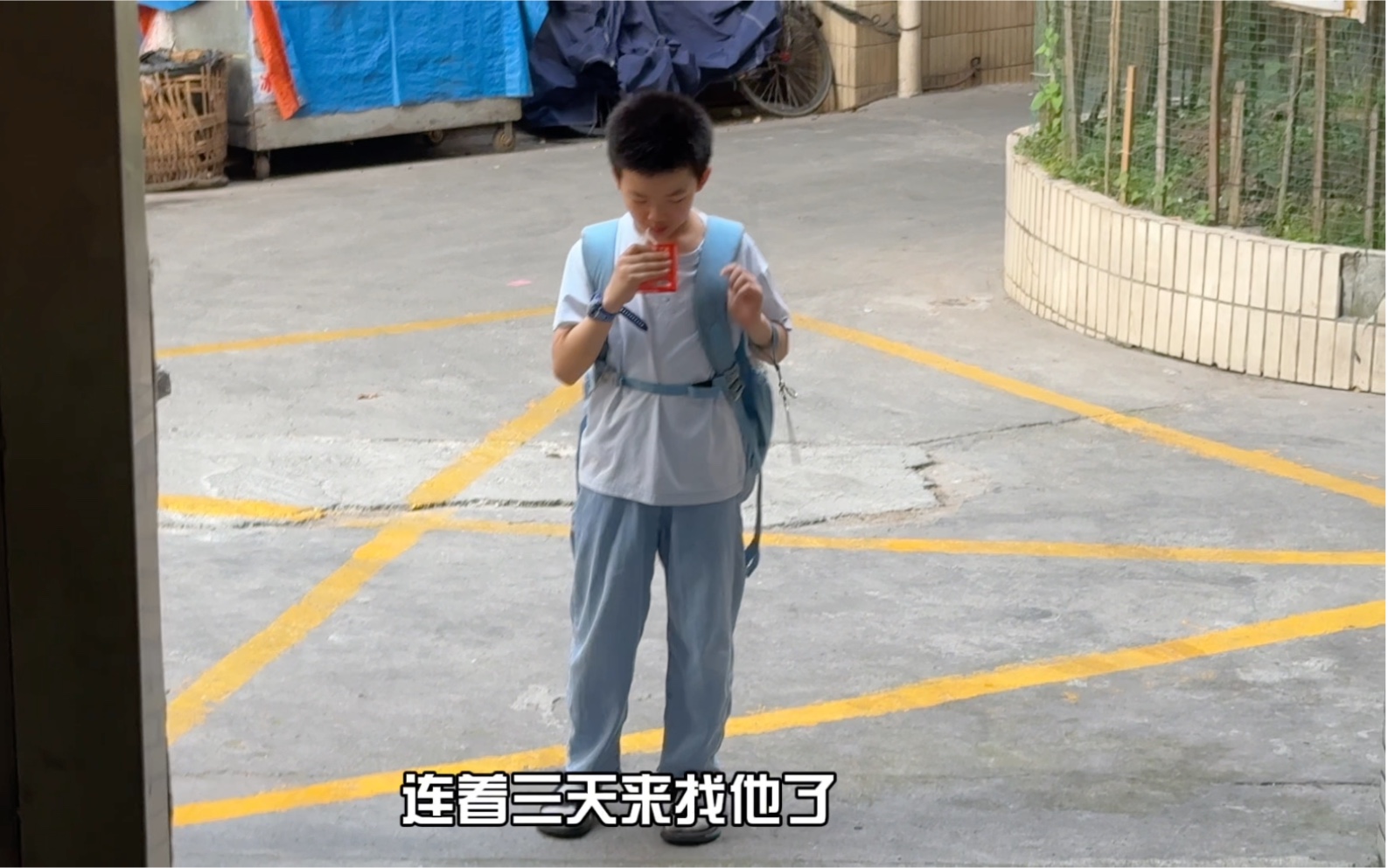 弟弟因为男朋友跟我变得生疏了，该怎么办？