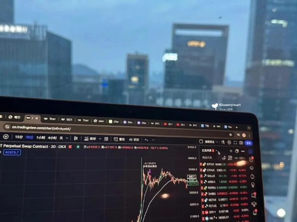 假如你不幸成为了家里第一个去学金融的人.....