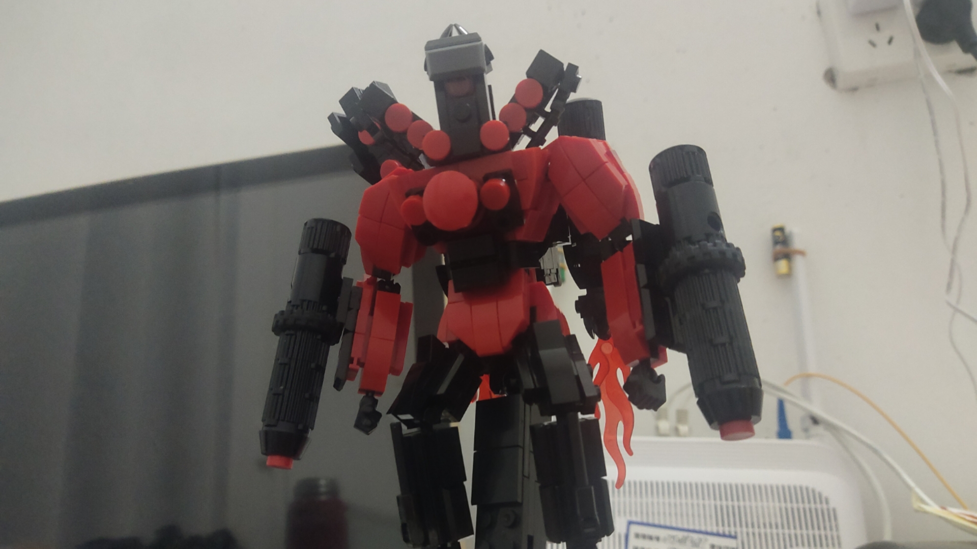泰坦音响MOC（真的）