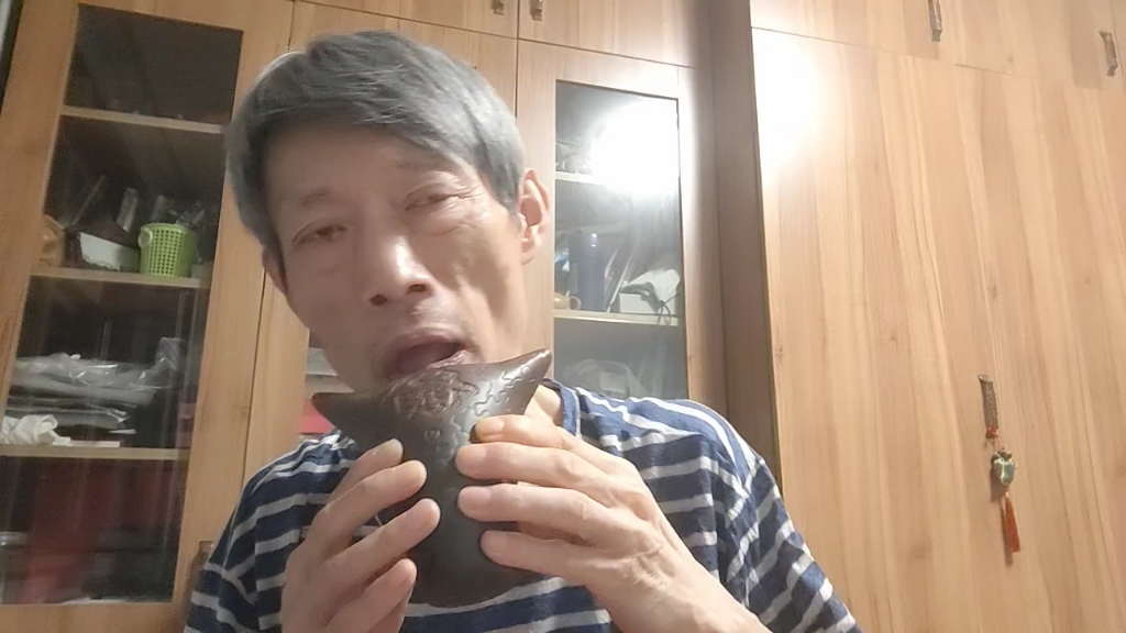 总得有点东西证明，我是他的老粉吧