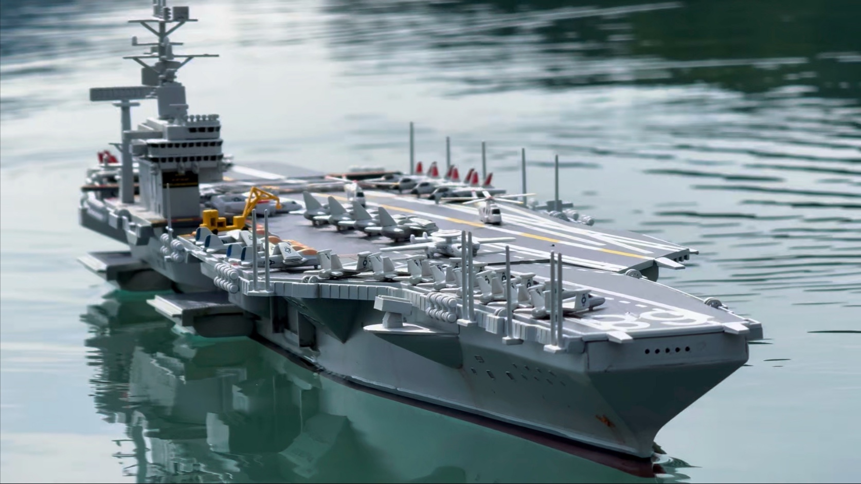 三角号1/500尼米兹无边泳池航行