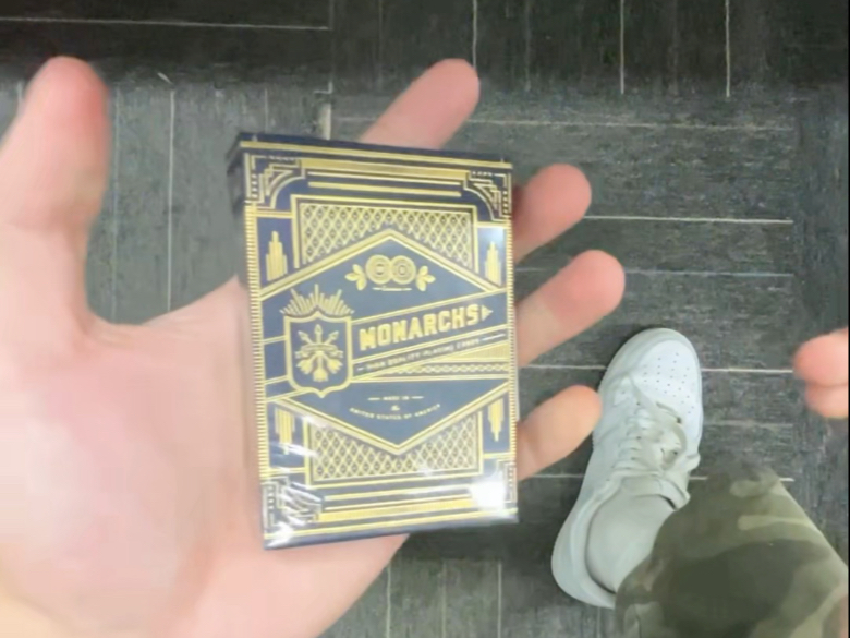 电影还是拍的太保守了…
