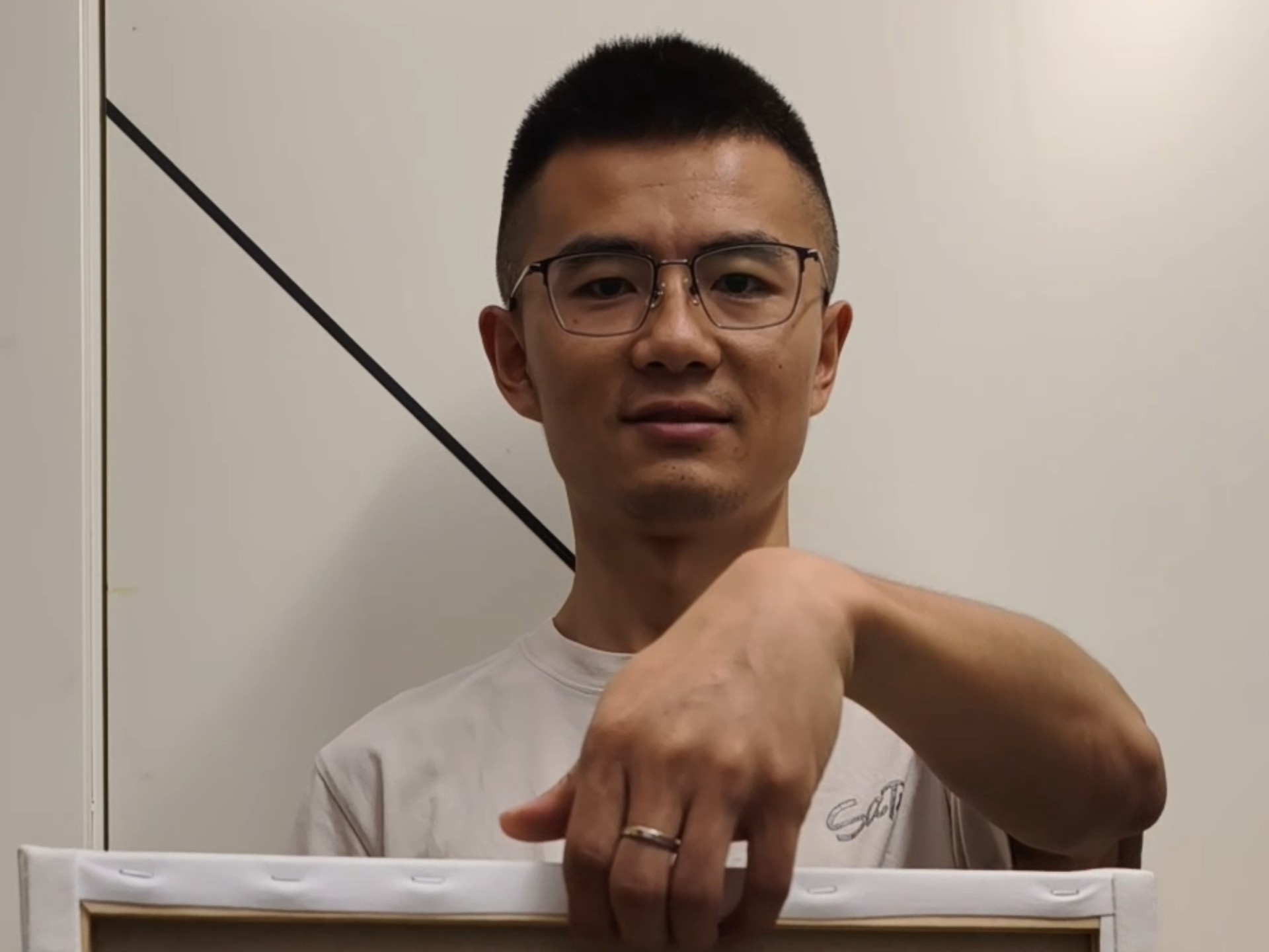 好像面带笑容也没有那么难