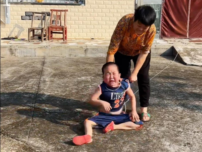 每次我上医院都上演一出赶脚戏，他崩溃，我无奈，就希望你能够好一