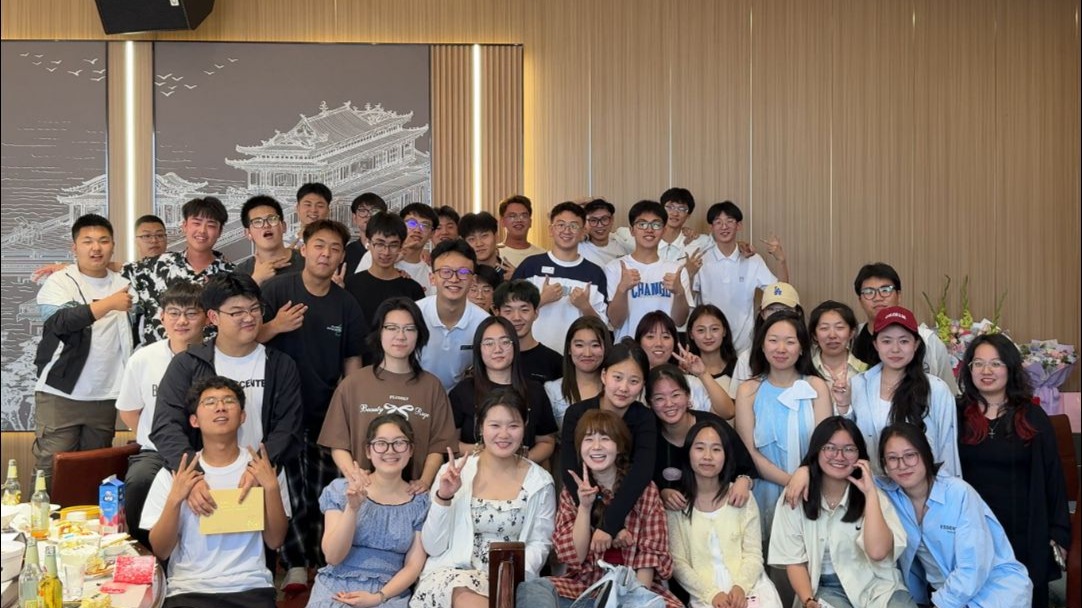 我的高一三班，毕业了