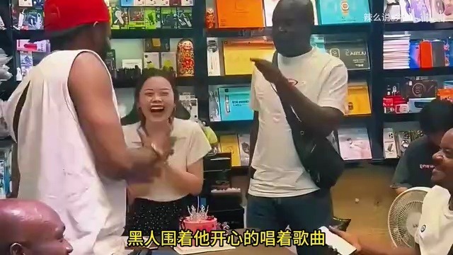 祝福外国人的国繁荣昌盛！外国人的生活越来越好