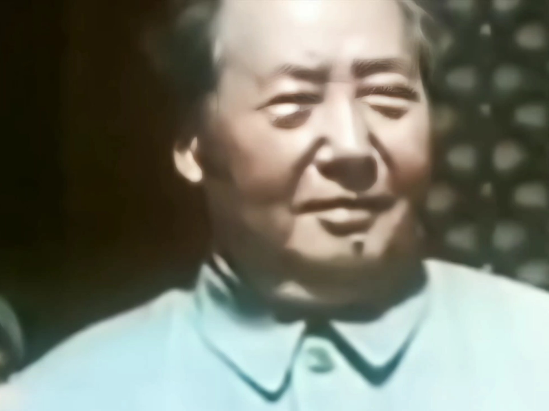 “谁对我们好，我们就拥护谁！谁要是胆敢抹黑我们拥护的人，我们就