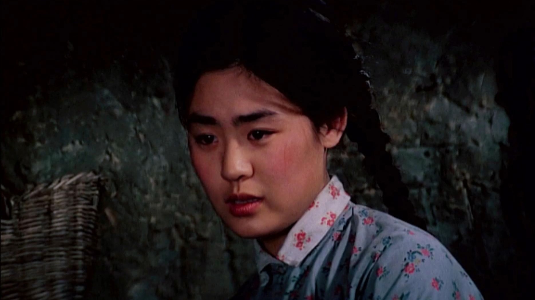 “从前车马很慢，书信很远，一生只爱一个人！”