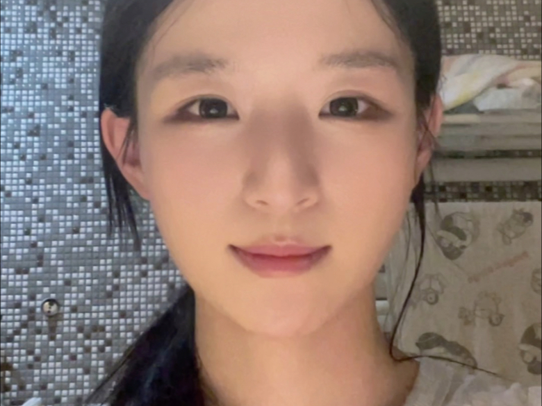 我被困在了哈基乡