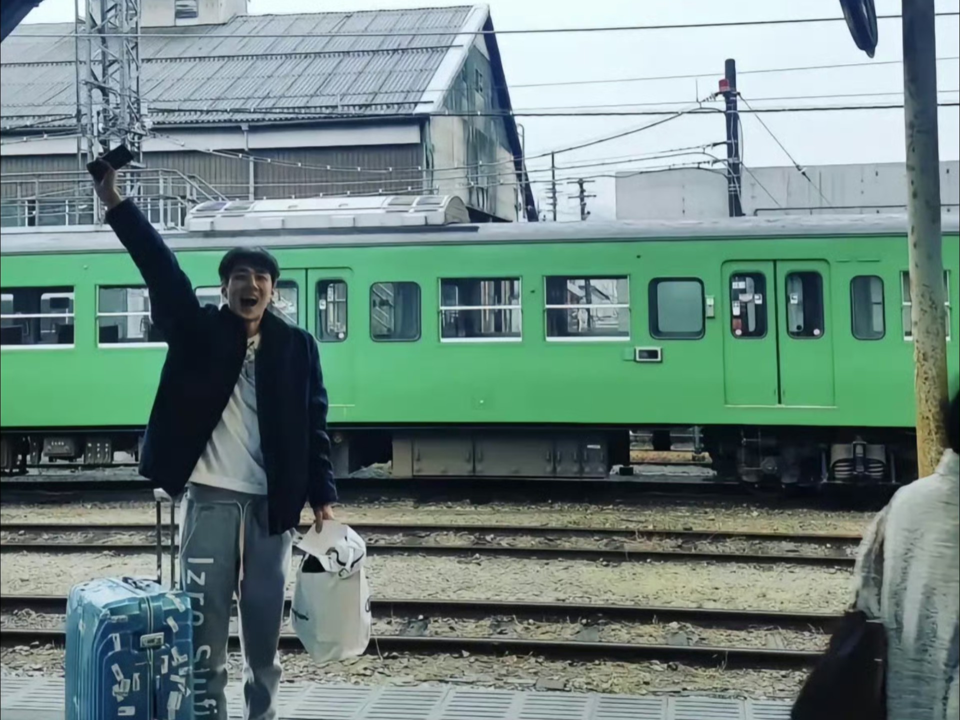 【Playlist】「KPOP歌单」“各位 请放肆生活吧！”｜生命力｜旅行｜