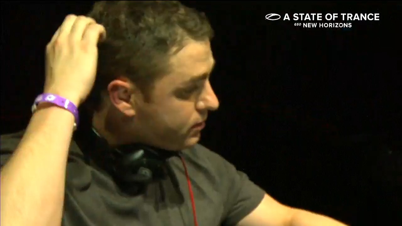 Simon Patterson - Live At A State Of Trance 650 NEW HORI