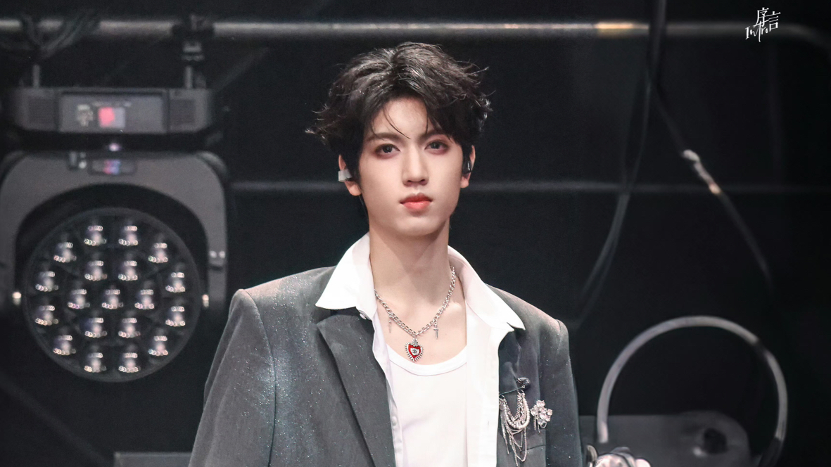 男神为何如此之帅 西装版Lucifer直拍来了！张桂源