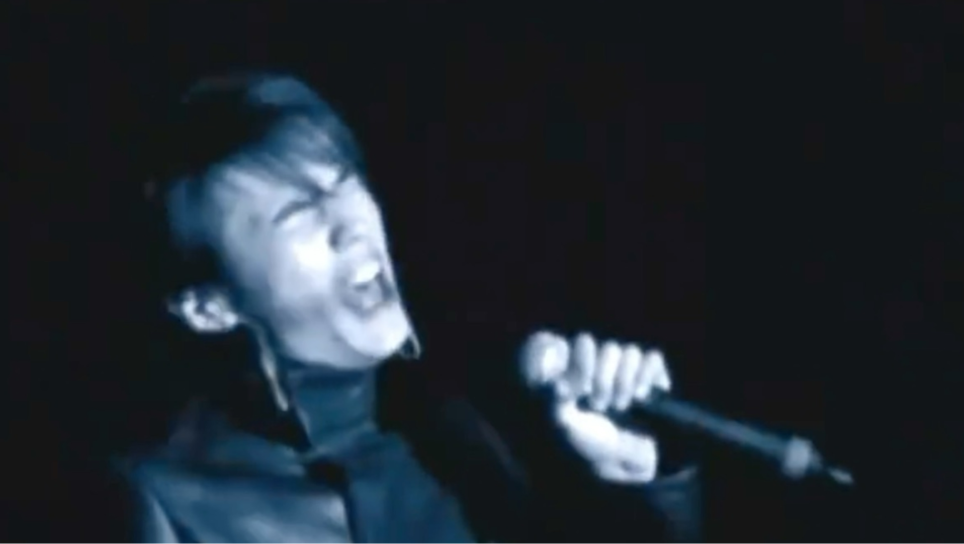 在屋顶怎样着你的什么？