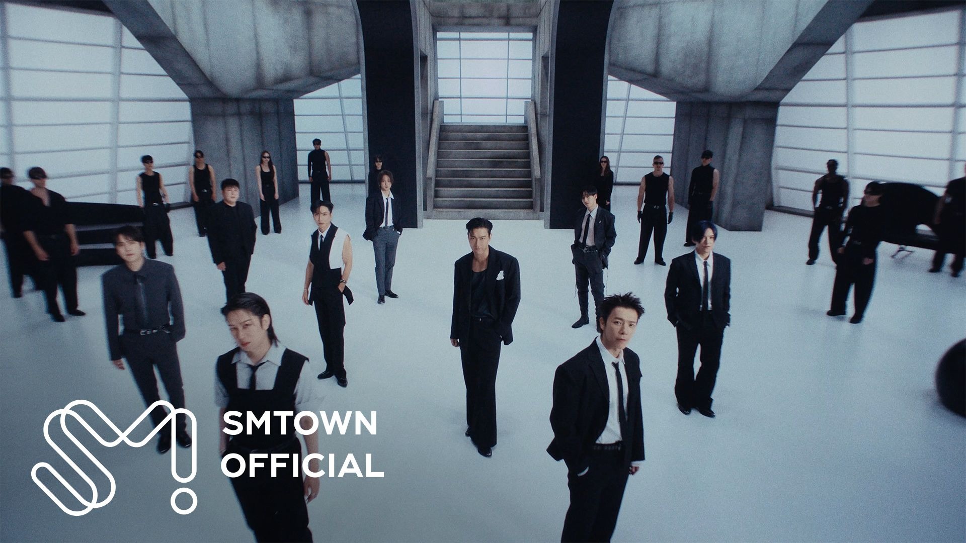 SUPER JUNIOR《Express Mode》MV
