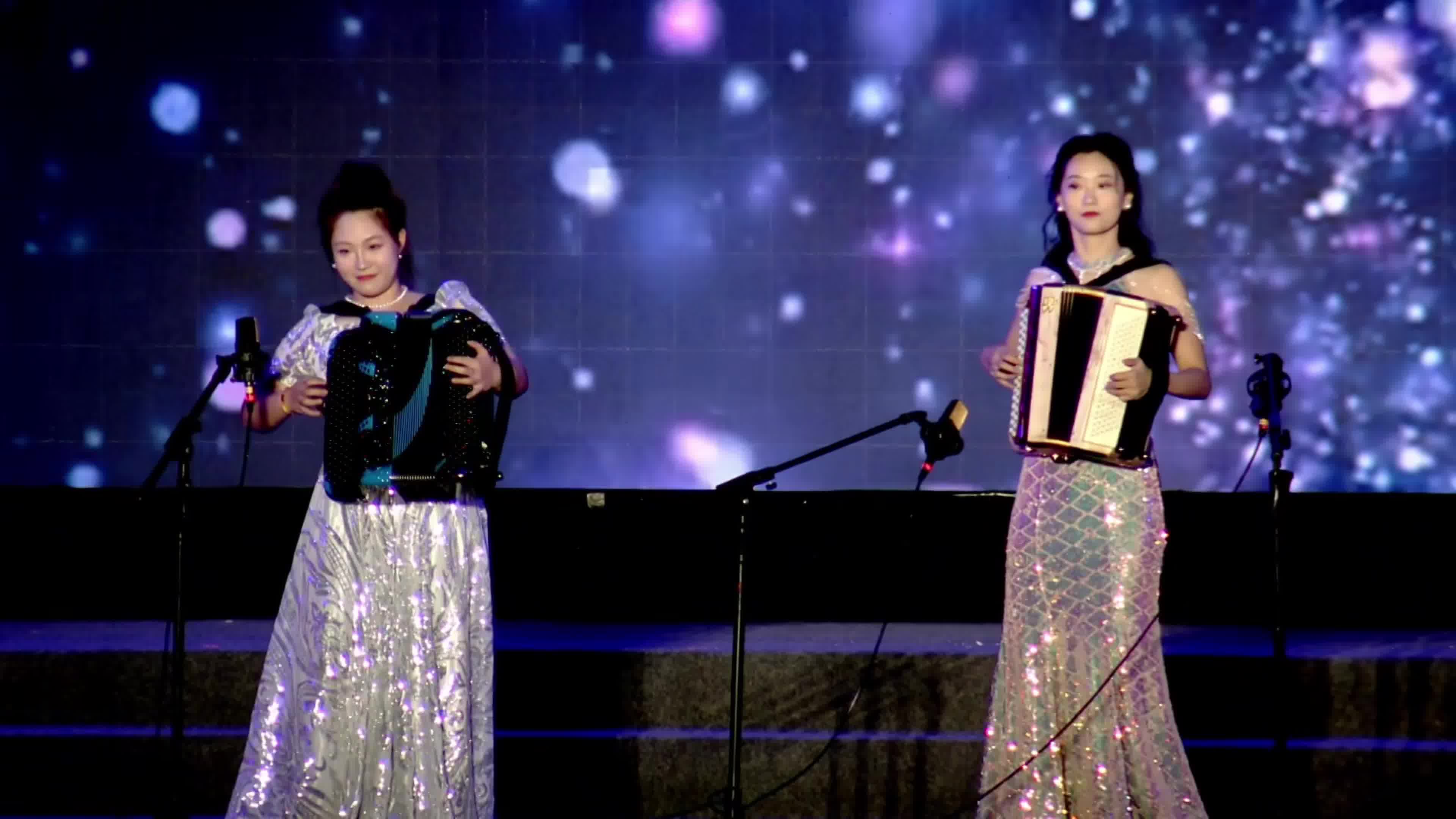 【手风琴】新疆民歌联奏