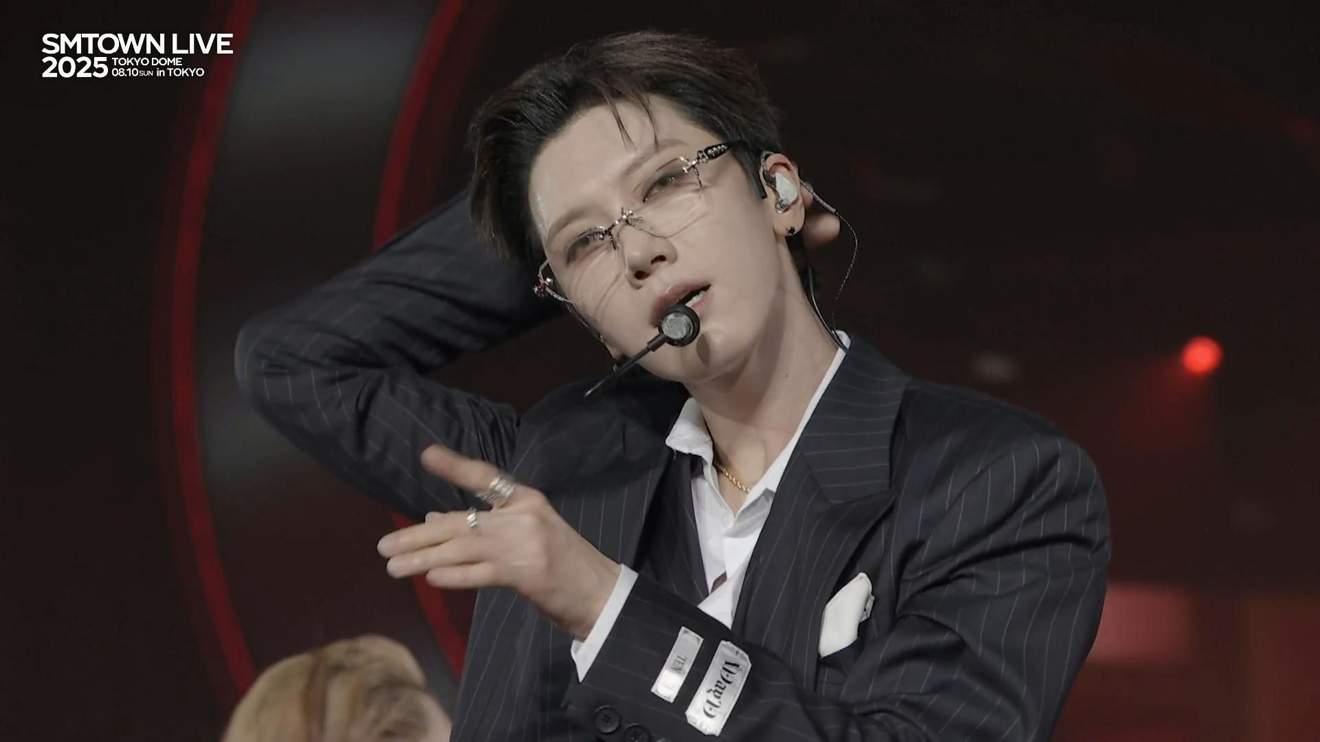 【威神V】250810 SMTOWN东京场演出cut Give Me That+Love Ta