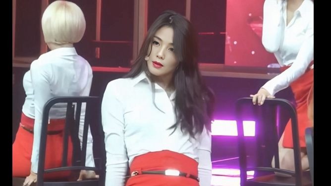 AI刘涛换脸金雪炫-《Miniskirt》