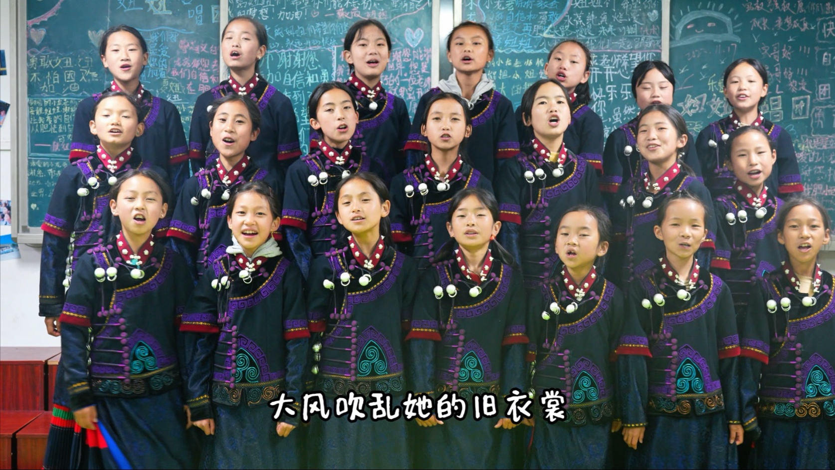 听说风来自遥远的故乡