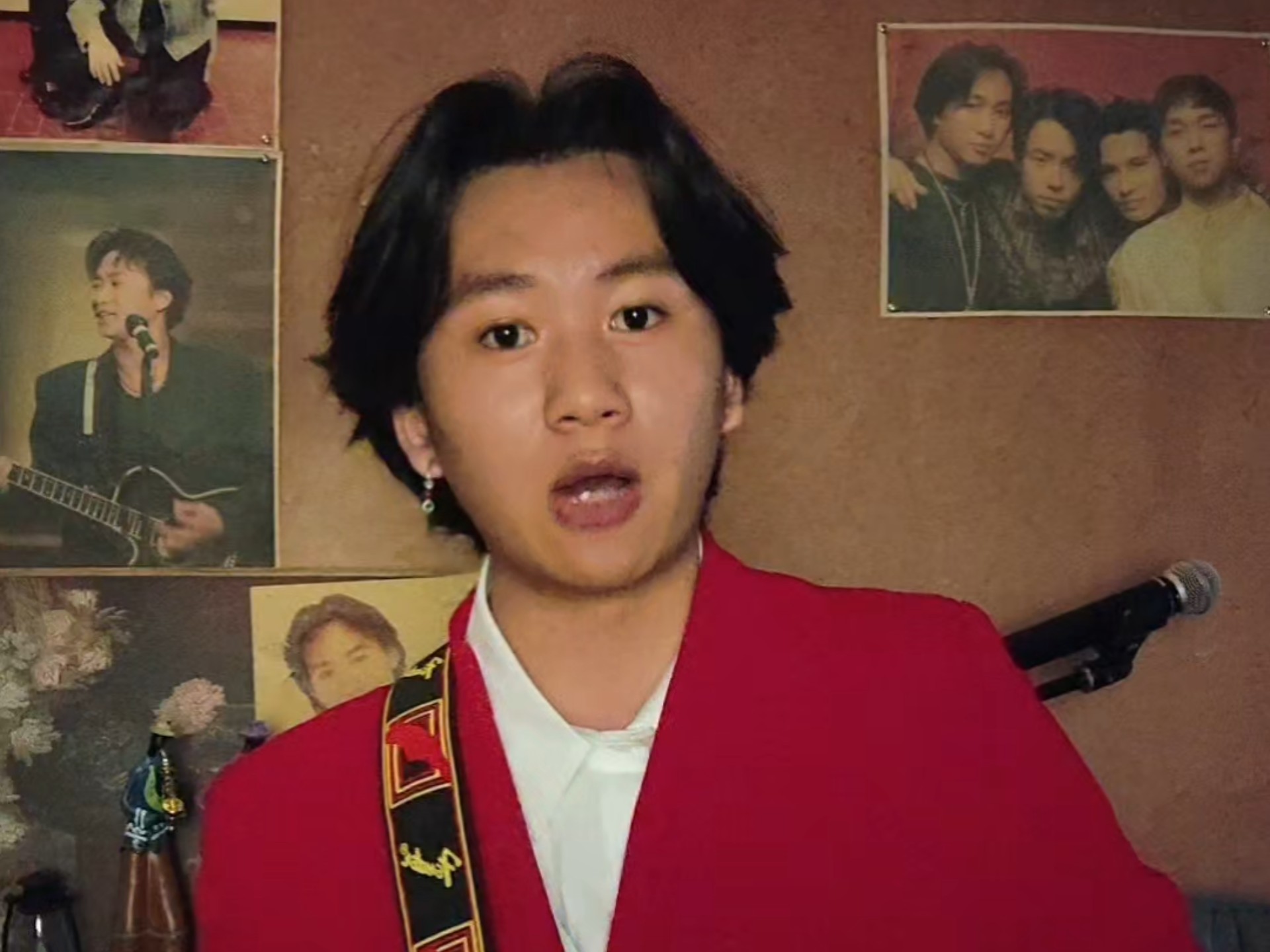 只想靠两手，向理想挥手#不再犹豫 #黄家驹 #王帅博