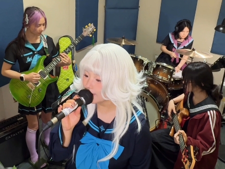 全女子乐队第三次排练。未闻花名