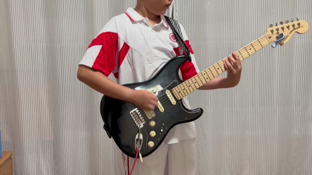 举国振奋的日子怎么能不来一首《钢铁洪流进行曲》