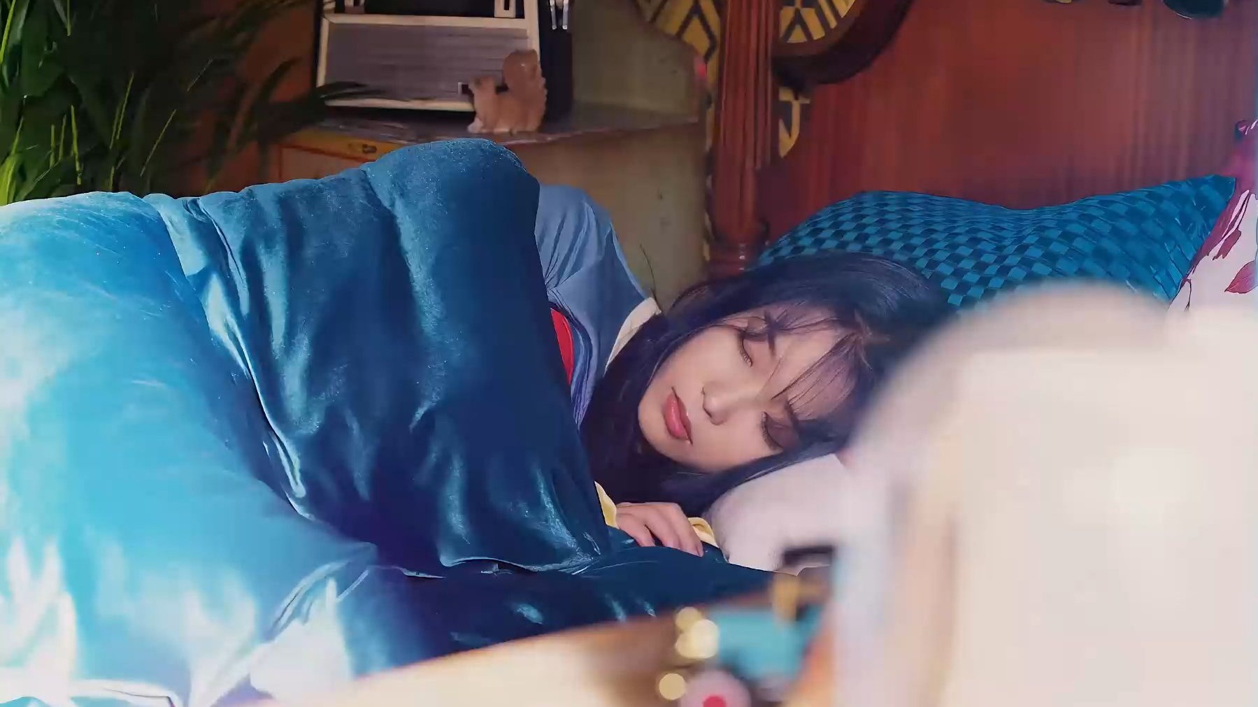 非主流时期的迪厅旱冰场神曲，听过十首以上的牙都掉一半了！