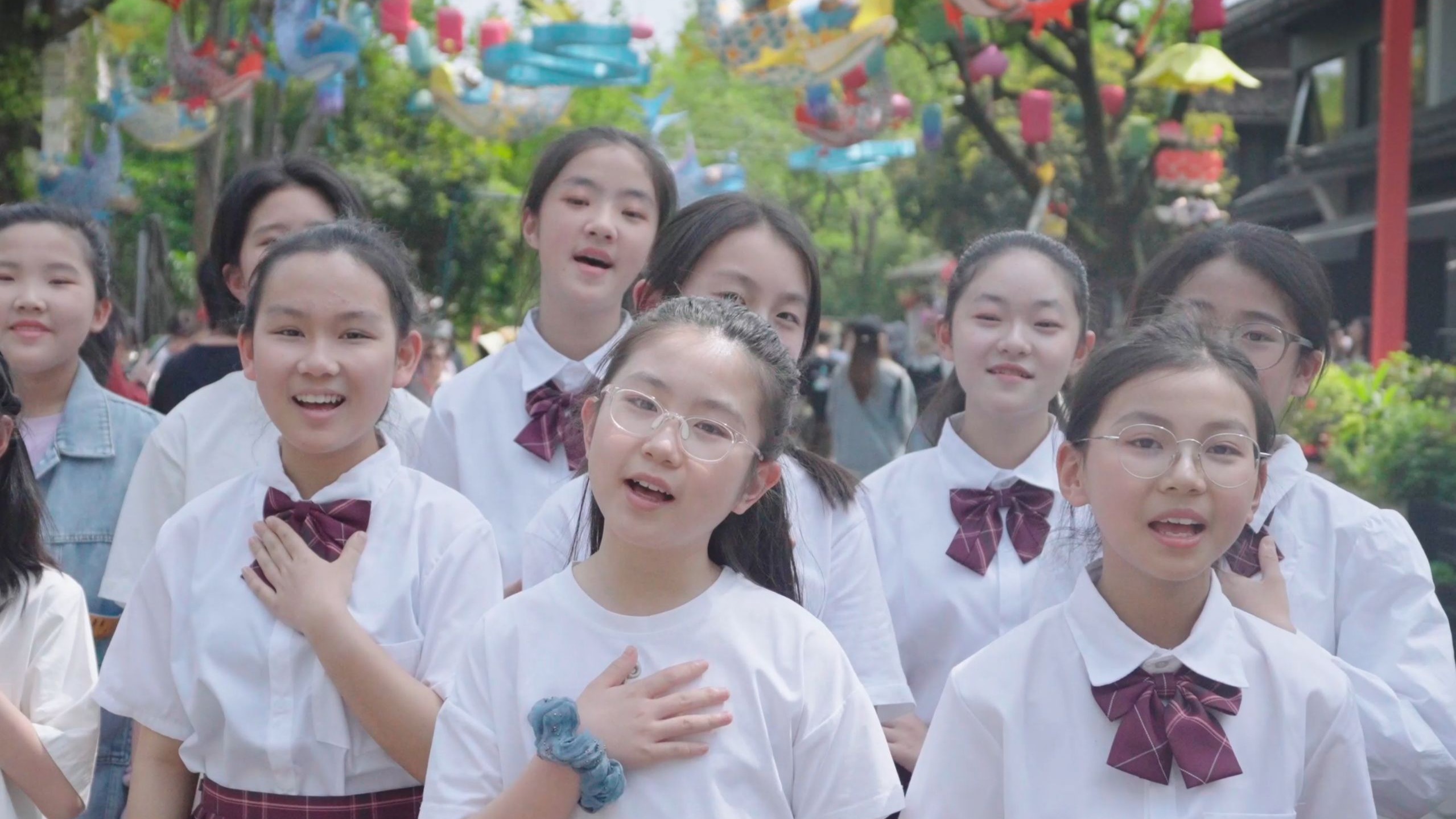 青春没有散场！三分半的新歌：时光的和弦